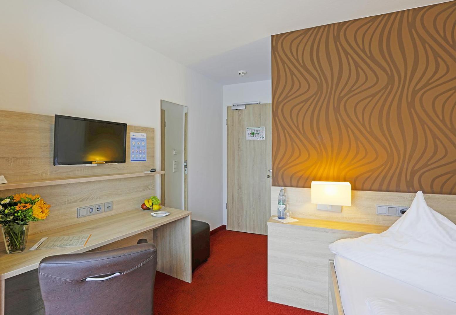 Lindenhof Hotel Osterspai Kültér fotó