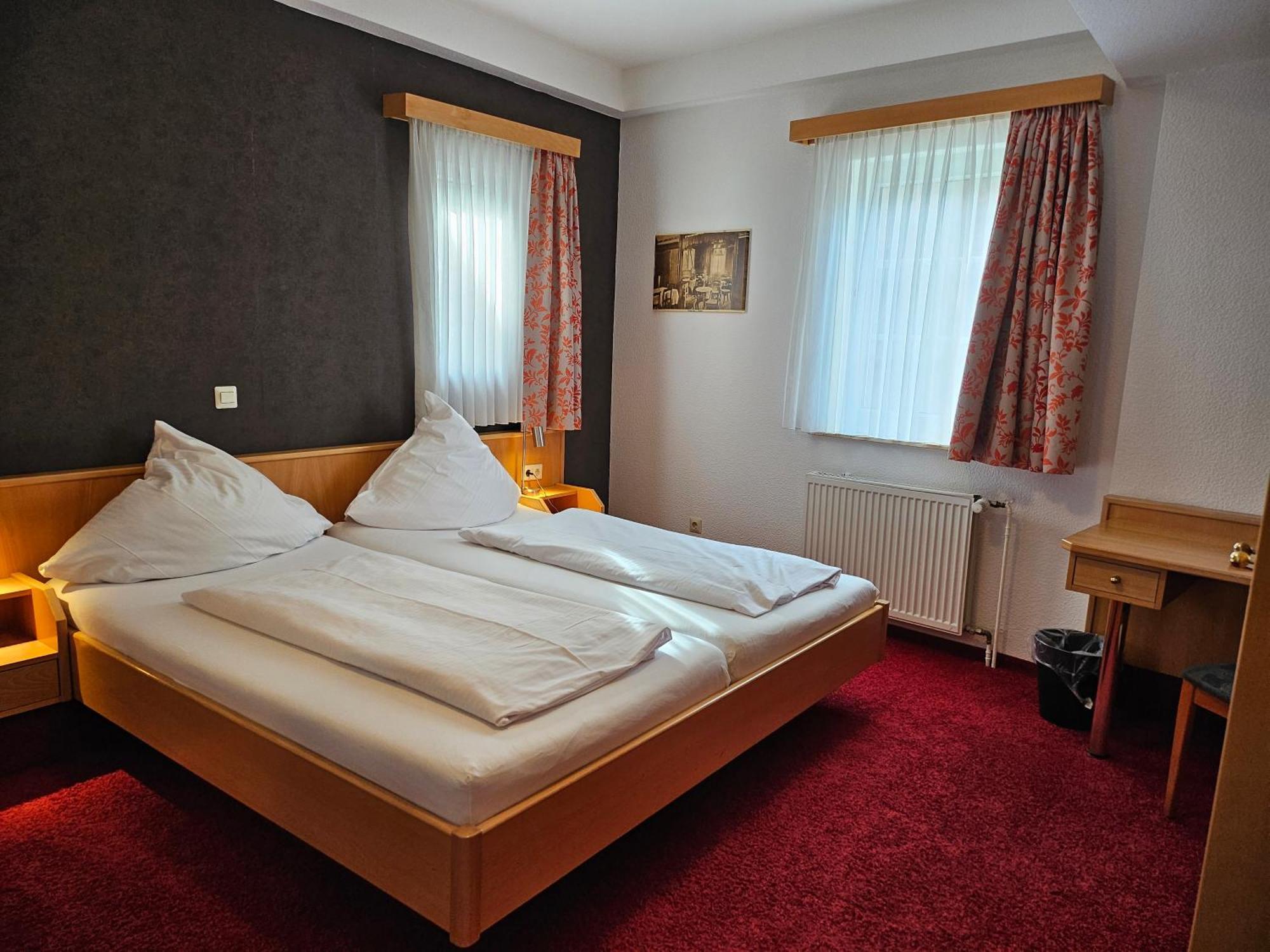 Lindenhof Hotel Osterspai Kültér fotó