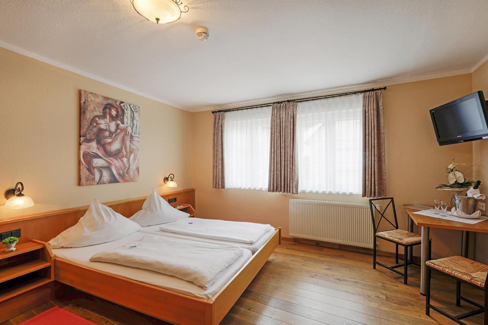 Lindenhof Hotel Osterspai Kültér fotó